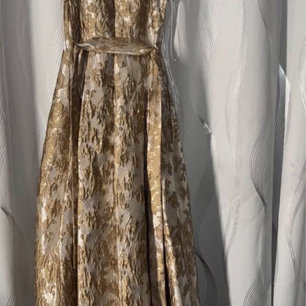 Donna Karan Gold Floral BROCADE Jacquard Gown - Picture 6 of 6
